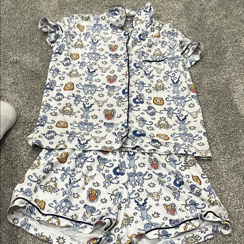 Roller Rabbit Blue and White Pajama Set with Vintage-Inspired Design
